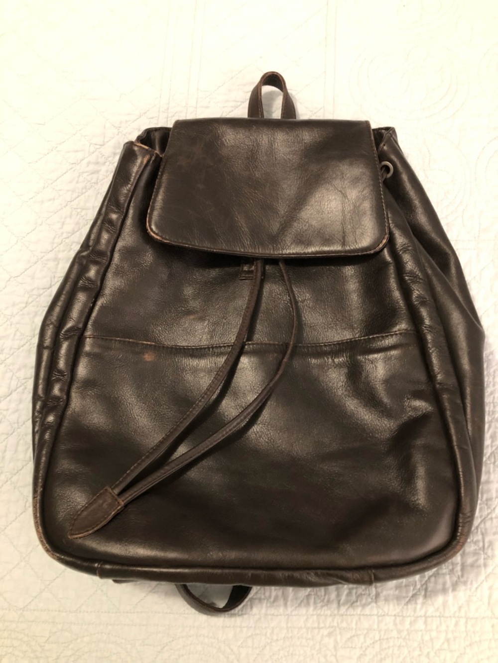 Vintage 90’s Wilson’s Leather backpack. Unisex
